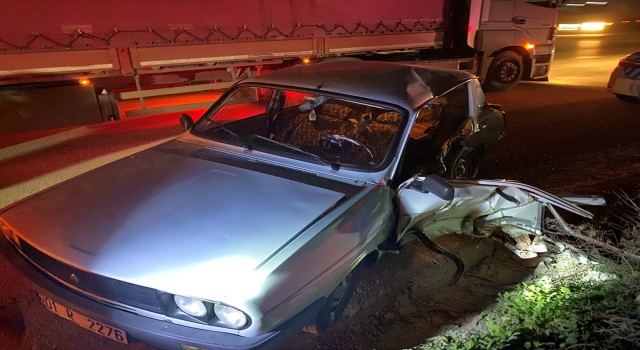 Adana’da iki otomobilin çarpışması sonucu 10 kişi yaralandı