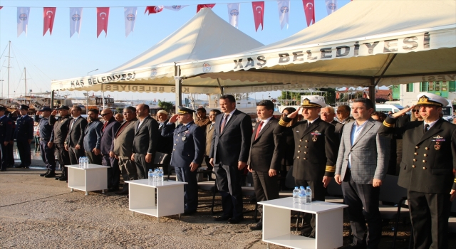 Topçu Yüzbaşı Mustafa Ertuğrul Aker ve silah arkadaşları Kaş’ta anıldı