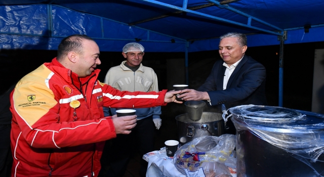 Muratpaşa Belediyesi’nden ücretsiz çorba dağıtımı
