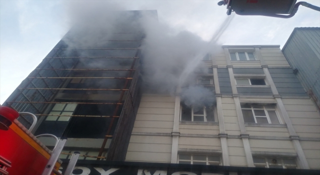 Hatay’da mobilya fabrikasında çıkan yangın söndürüldü