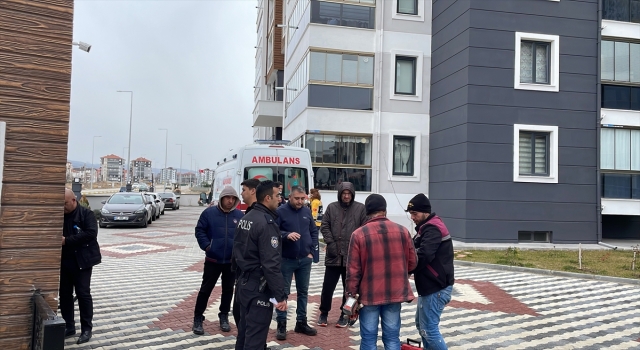 Isparta’da bir kişi site otoparkında ölü bulundu