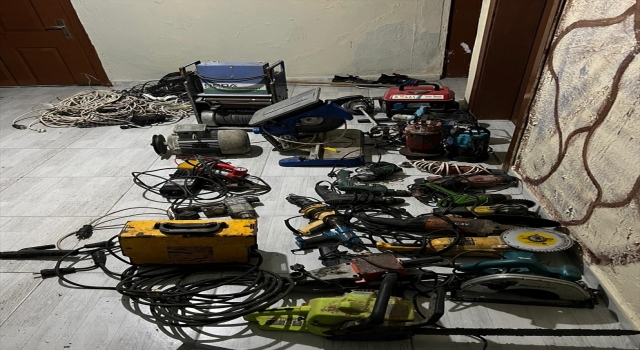 Hatay’da iş yeri ve kamu kurumundan hırsızlık yapan 2 kişi tutuklandı