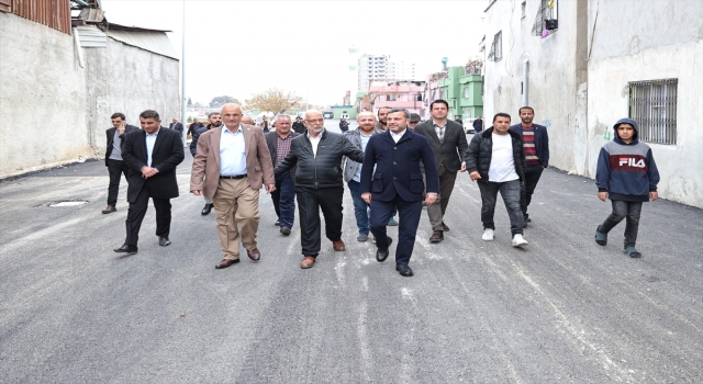 Yüreğir Belediye Başkanı Kocaispir, yol yapım çalışmalarını inceledi