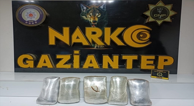 Gaziantep’te yolcu otobüsünde 5 kilogram skunk ele geçirildi