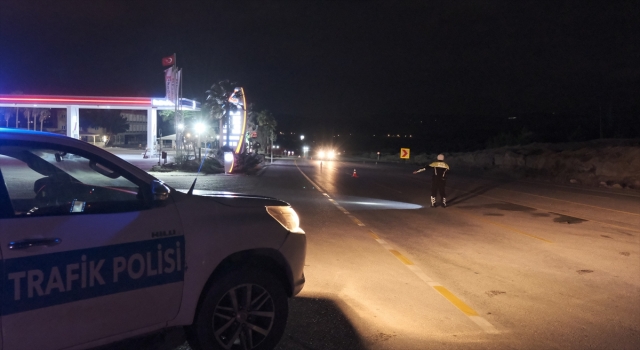 Mersin’deki Sertavul Geçidi, kar nedeniyle ağır vasıtaların geçişine kapatıldı