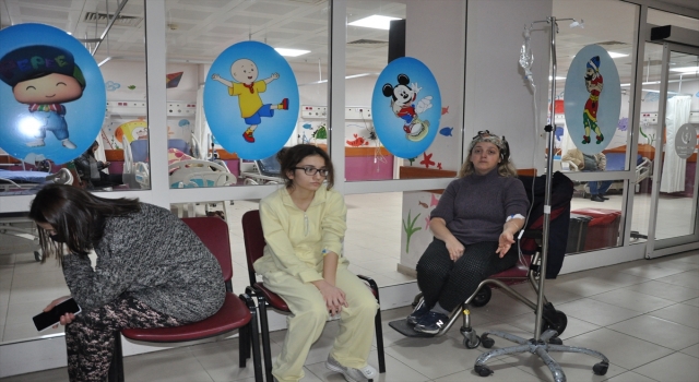 Silifke’de hastaneden taburcu edilen depremzedeler yaşadıklarını anlattı