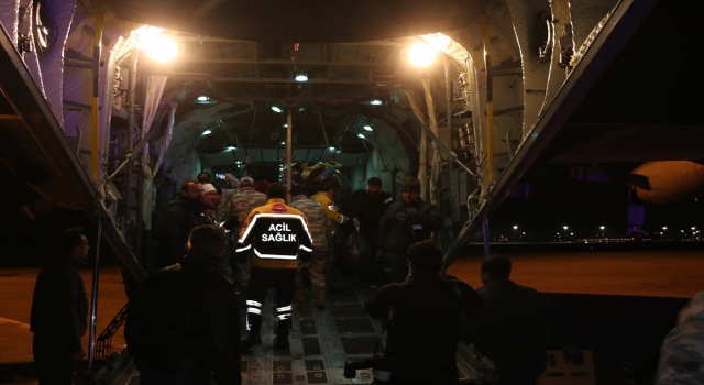Kahramanmaraş’ta enkazdan çıkarılan 45 yaralının tedavilerine İzmir’de devam edilecek