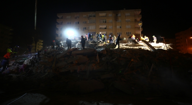 Kahramanmaraş merkezli depremlerde enkaz altında kalanları kurtarma çalışmaları sürüyor