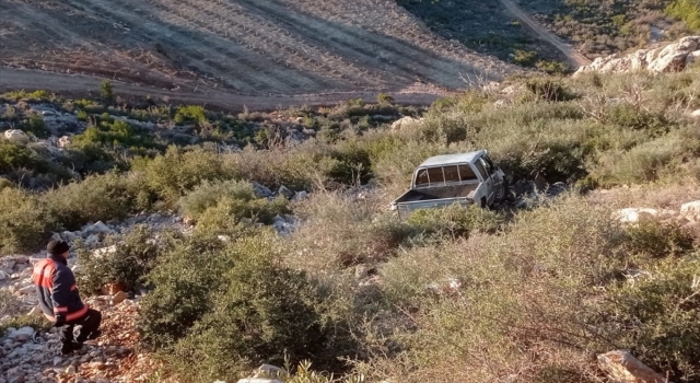 Mersin’de uçuruma yuvarlanan pikabın sürücüsü öldü