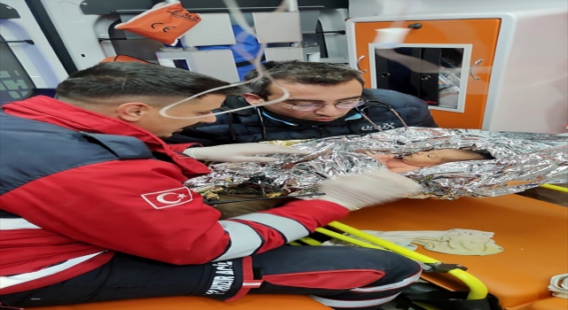 Hatay’da Yağız Ulaş bebek ile annesi, 90. saatte enkazdan kurtarıldı