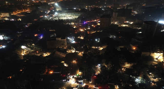 Kahramanmaraş’taki ”can kurtarma” telaşı fotoğraf karesinde