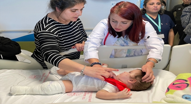 Hatay’da depremin etkisiyle 5’inci kattan düşen Birce bebek iyileşiyor