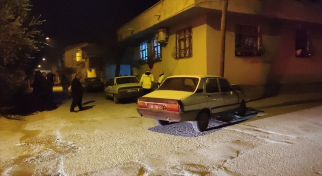 Adana’da otomobille motosikletin çarpışması sonucu iki kardeş yaralandı