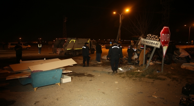 Osmaniye’de zincirleme trafik kazasında 2 kişi öldü, 2 kişi yaralandı