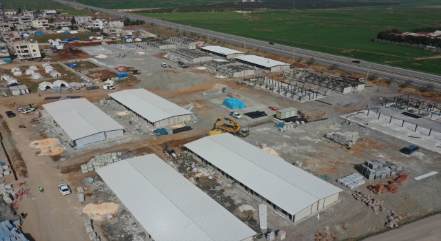 İslahiye’de geçici barınma merkezi inşası sürüyor