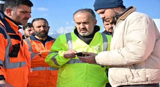 Bursa Büyükşehir Belediyesi Hatay’da depremin yaralarını sarıyor