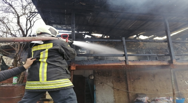 Burdur’da yangın çıkan ev kullanılmaz hale geldi