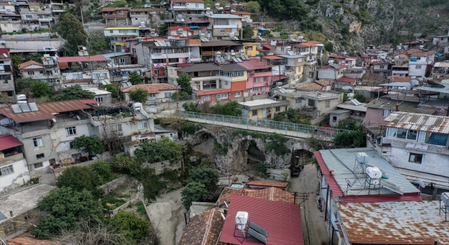 Hatay’da Roma Dönemi’nde inşa edilen su kemeri depremlerde zarar görmedi