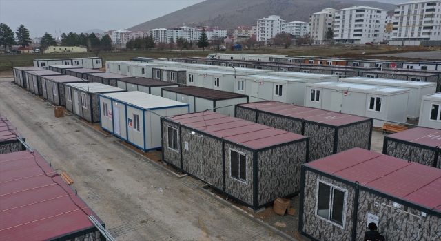 Afşin’de kurulan konteyner kentler depremzedelere sıcak yuva olacak