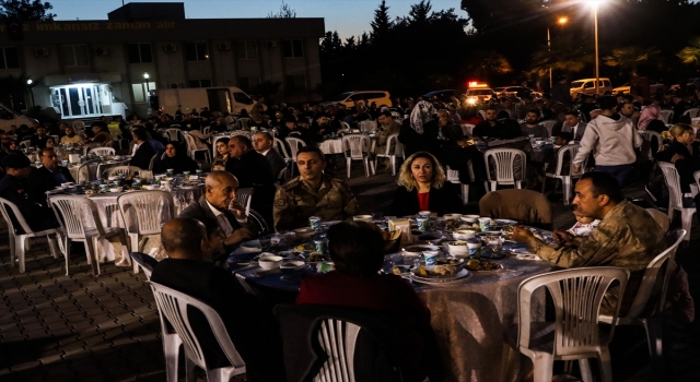 Osmaniye’de şehit aileleri ve gaziler için iftar verildi