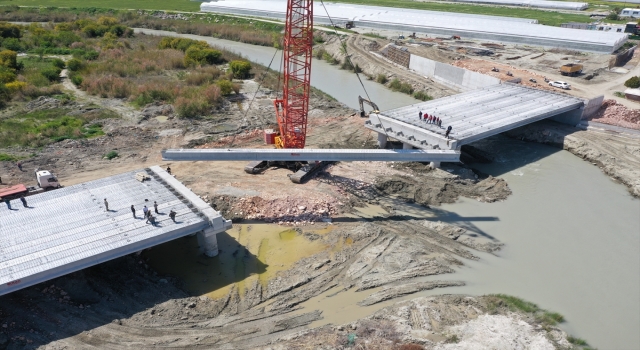 Antalya ile Muğla’yı birleştirecek Patara Köprüsü, Ramazan Bayramı’na yetiştirilecek