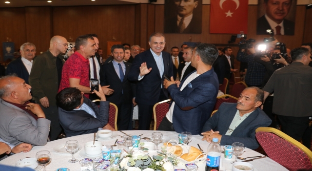 AK Parti Sözcüsü Çelik, Adana’da muhtarlarla bir araya geldi: