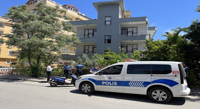 Alanya’da oğlunun öldürdüğü öne sürülen kadının cesedi gardıropta bulundu