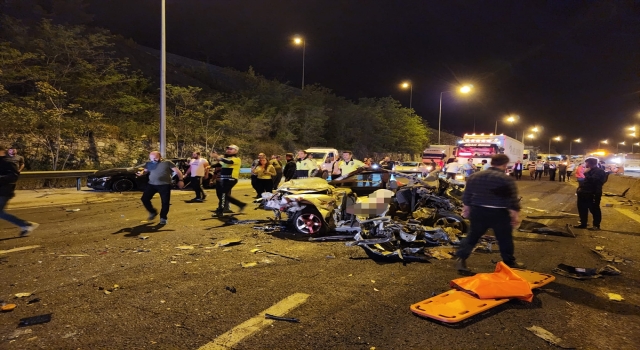 Adana’da trafik kazasında 2 kişi öldü, 9 kişi yaralandı