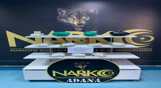 Adana’da 8 kilo 400 gram esrar ele geçirilen araçtaki 2 zanlı tutuklandı