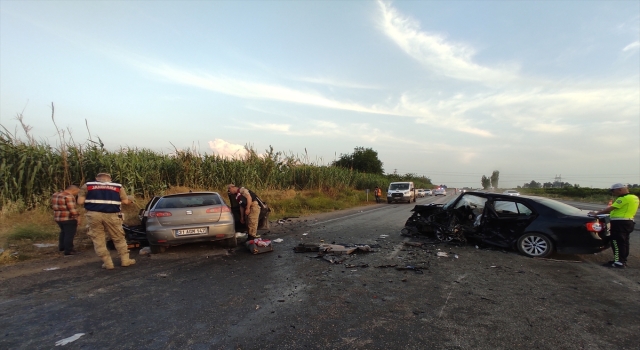 Hatay’da trafik kazasında 2 kişi öldü, 4 kişi yaralandı