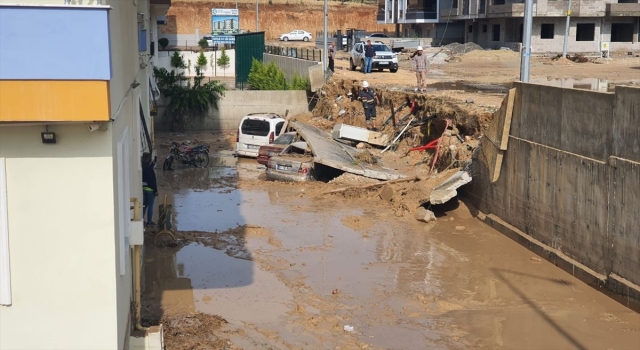 Mersin’de sağanak etkili oldu