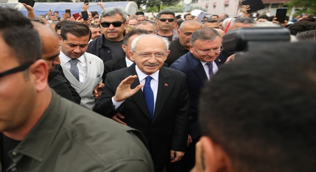 Cumhurbaşkanı adayı ve CHP Genel Başkanı Kılıçdaroğlu’ndan çadır kent ziyareti:
