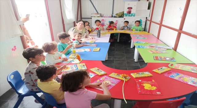 Hollandalı hayırseverden depremlerden etkilenen Hatay’a eğitim desteği