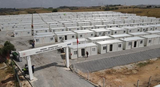 Adana’da depremzedeler için kurulan konteyner kentte yaşam başladı