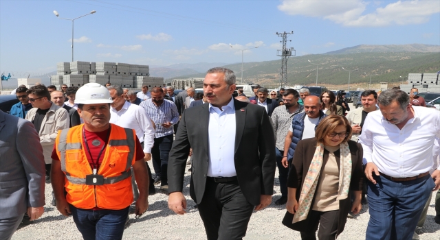 İslahiye’deki deprem konutlarının 29 Ekim’de teslim edilmesi hedefleniyor