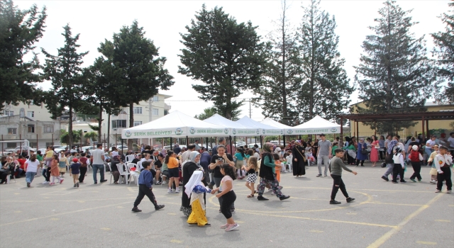 Serik’te kermes ve halk oyunları şenliği düzenlendi