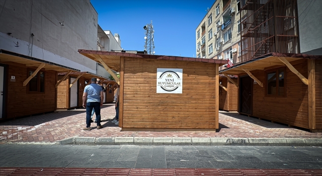 Depremzede kuyumcular, ahşap prefabriklerde iş başı yapacak