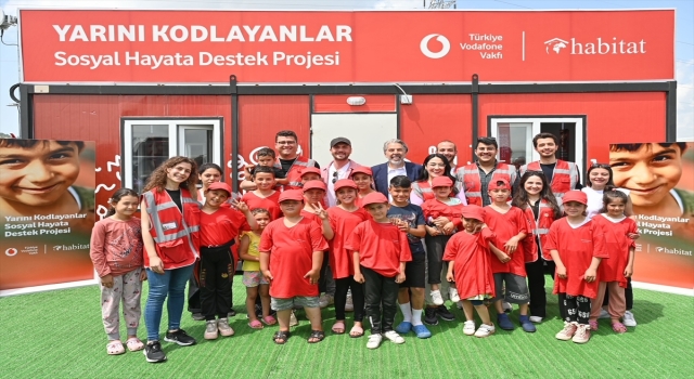 Vodafone, Kahramanmaraş’ta çocuklar için ”konteyner teknoloji sınıfı” kurdu