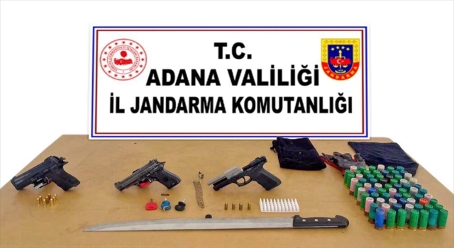 Adana’da ruhsatsız 7 silah ele geçirildi, 10 zanlı gözaltına alındı
