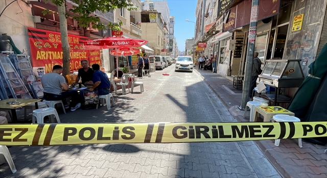 Mersin’de bir kişi silahla bacağından vurularak yaralandı
