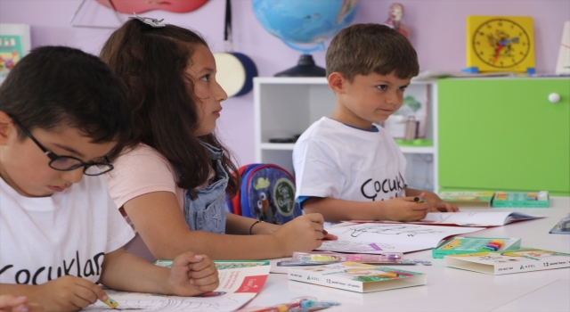 Çocuklar Gülsün Diye Derneği öncülüğünde İslahiye’de yaptırılan anaokulu açıldı