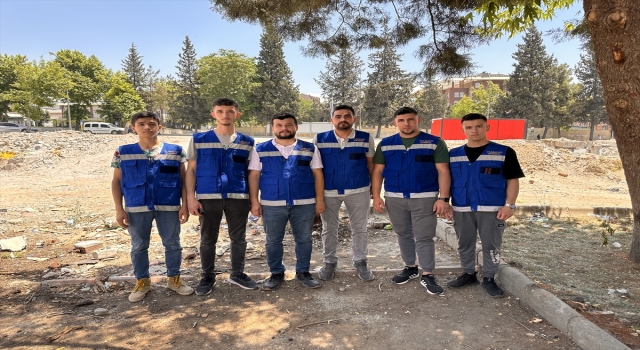 Kahramanmaraş’ta sokak hayvanlarına mama desteği