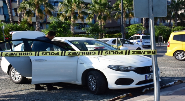 Antalya’da bir kişi kiralık otomobilde ölü bulundu