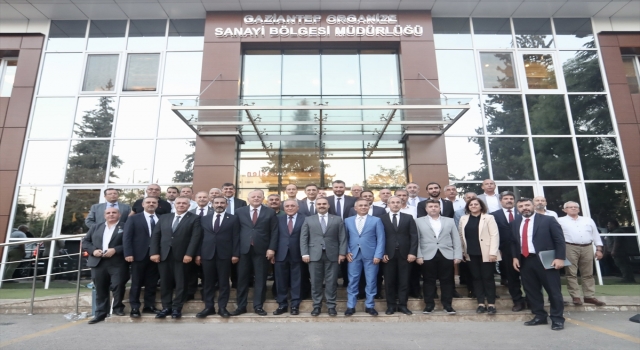 Sanayi ve Teknoloji Bakanı Kacır, Gaziantep’te esnaf ve sanayicilerle buluştu