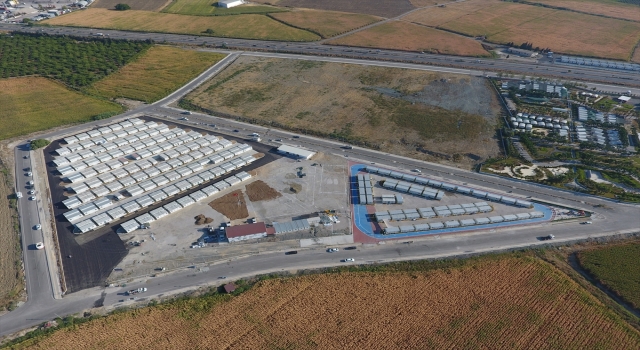 Hatay’da TDV ve DİTİB tarafından yaptırılan 2 bin 23 konteynere depremzedeler yerleşti