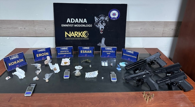 Adana’da uyuşturucu operasyonunda yakalanan 2 şüpheli tutuklandı