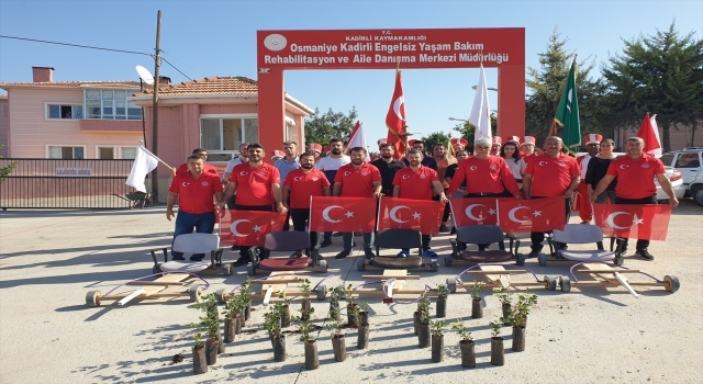 Osmaniye’de Engelsiz Yaşam Merkezi’nde tedavi gören hastalar fidan dikti