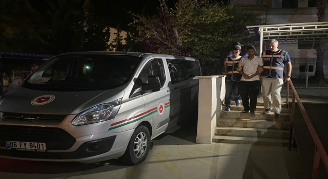 Mersin’de kız kardeşi, eniştesi ve yeğenini öldüren zanlı ile oğlu tutuklandı