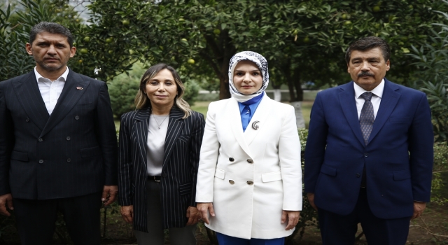 Bakan Göktaş, Antalya’da geçici bakım ve koruma altında bulunan Ukraynalı çocukları ziyaret etti: