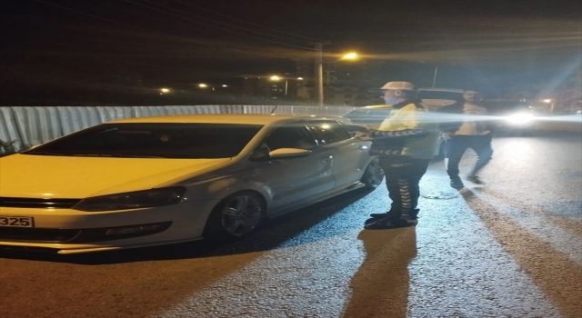 Alanya’da abartı egzoz kullanan sürücülere para cezası